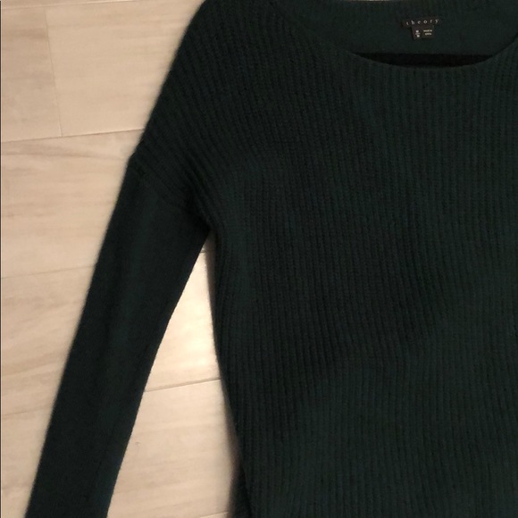 Theory Emerald Long Sleeve Wool Sweater - Picture 6 of 7